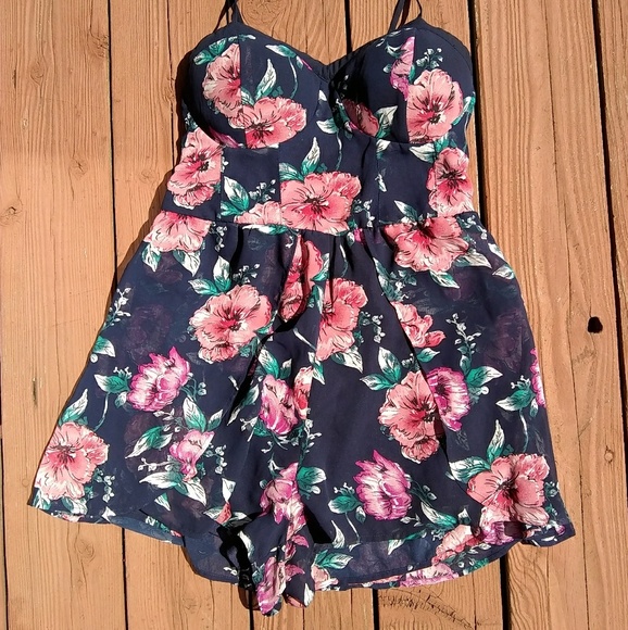 Xhilaration Flower Romper size medium navy blue - Picture 2 of 6